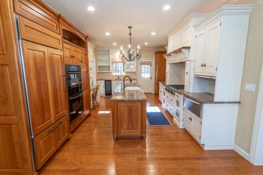 2310 South Ridge Drive Hidden Valley, PA 15502 - Photo 6 of 50 Gallery Image 6