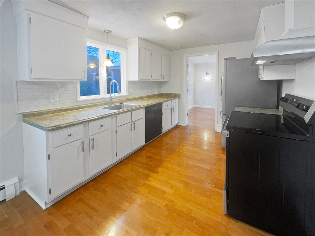 1165 Main Street Reading, MA 01867 - Photo 12 of 35