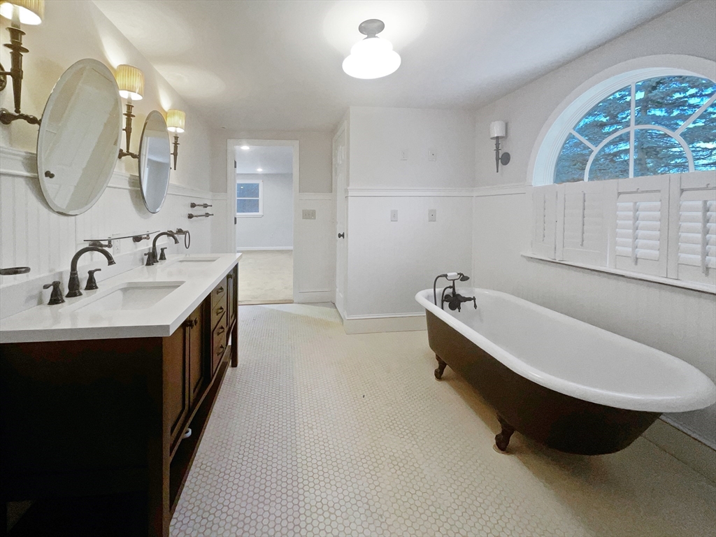 1165 Main Street Reading, MA 01867 - Photo 15 of 35
