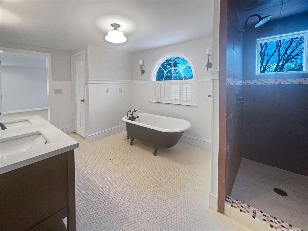 1165 Main Street Reading, MA 01867 - Photo 16 of 35