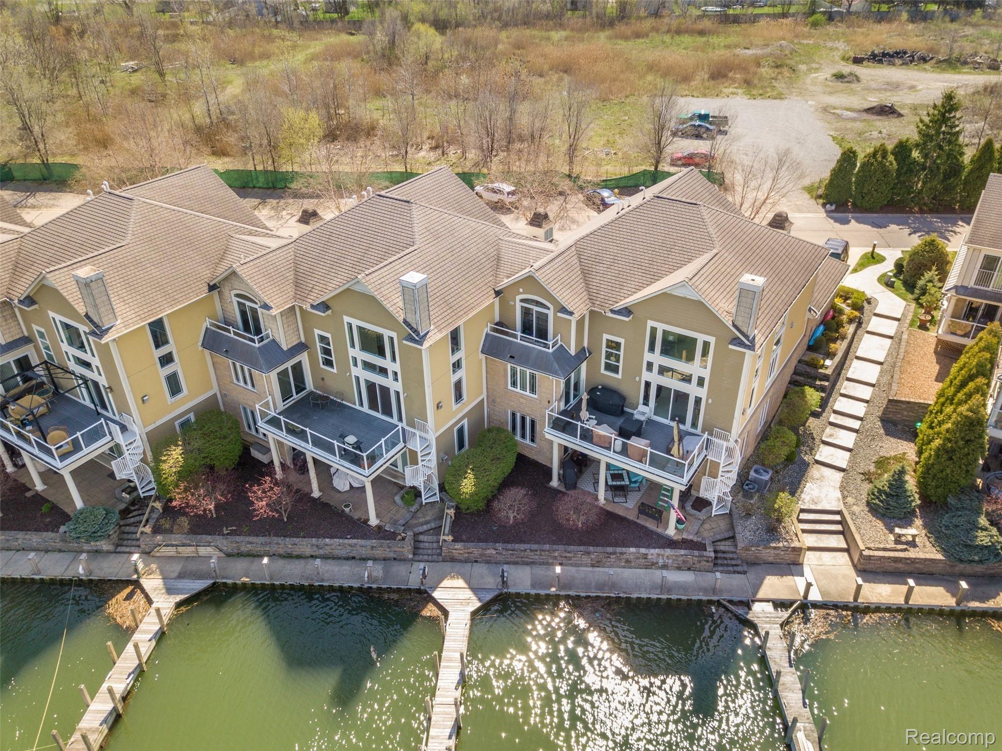 3175 Janea Rue Boulevard Monroe, MI 48162 - Photo 3 of 31 DJI_0920.jpg