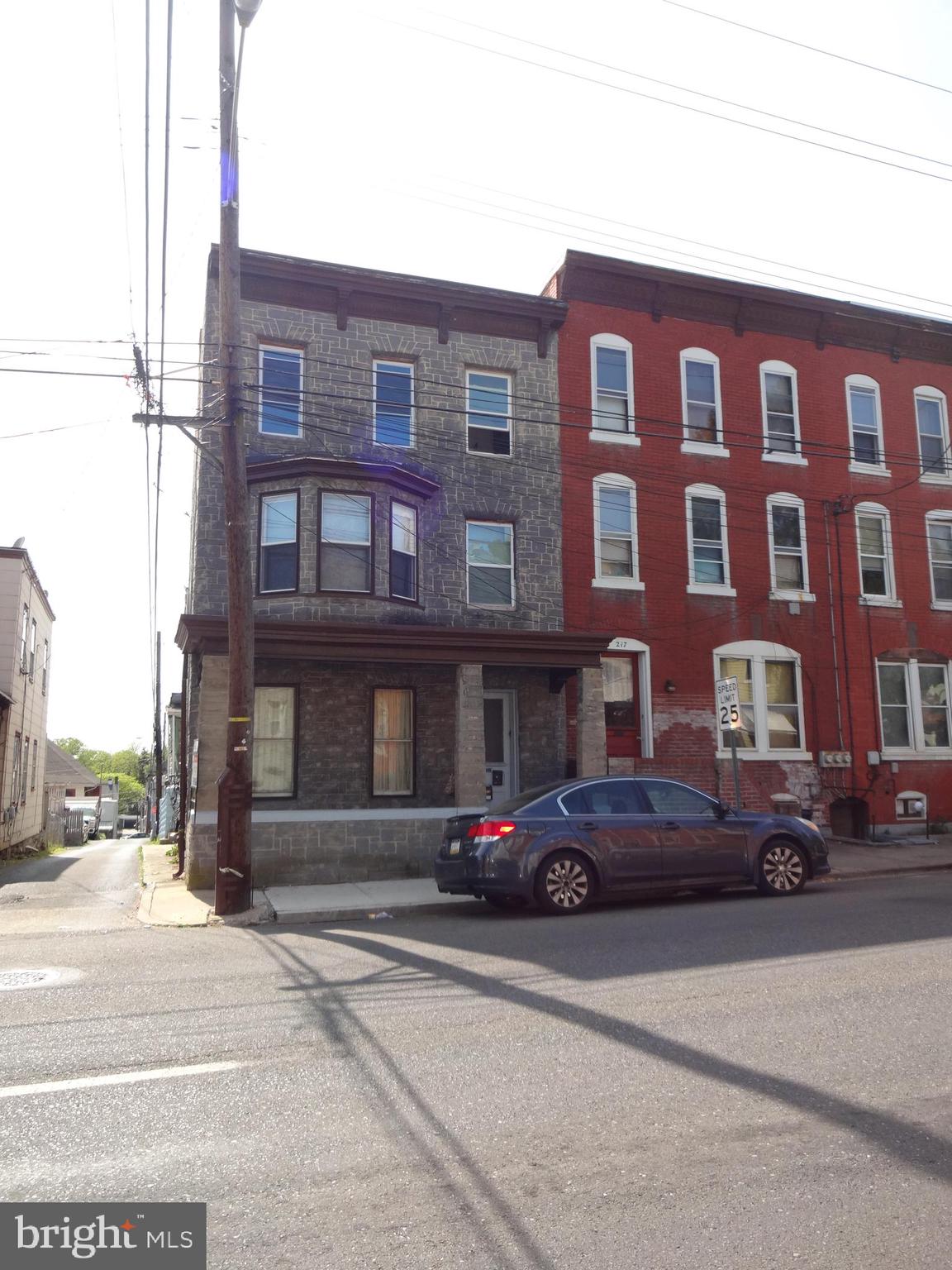 219 South 9th Street, Lebanon, PA 17042 Compass