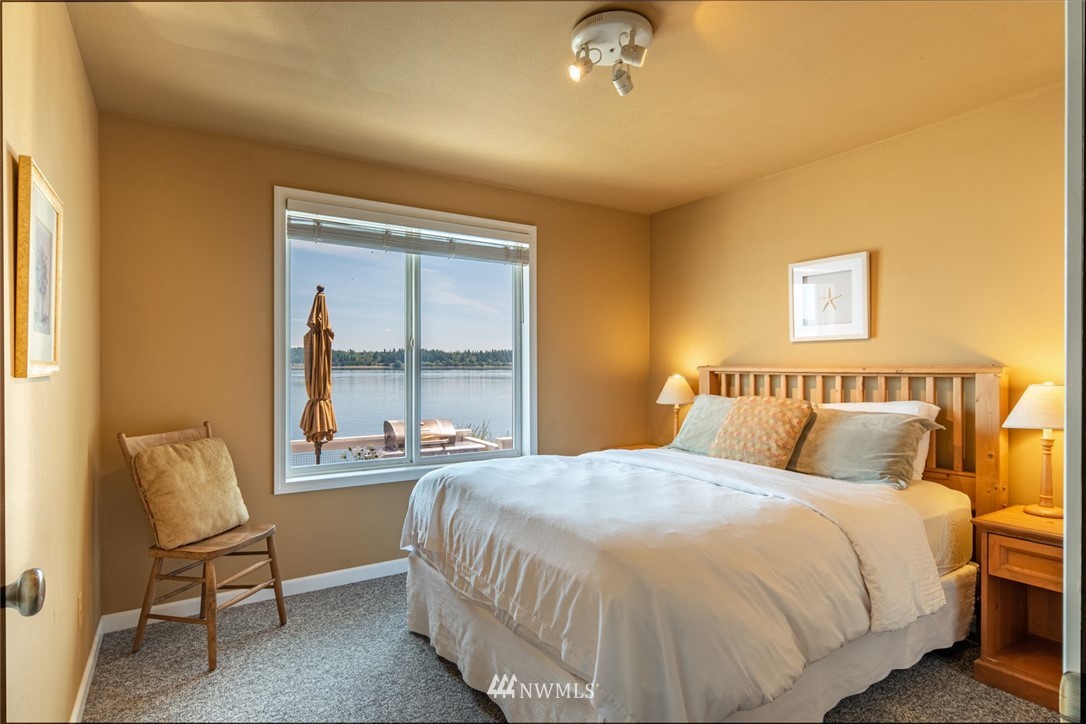 14117 Lyle Point Road Anderson Island, WA 98303 - Photo 19 of 25