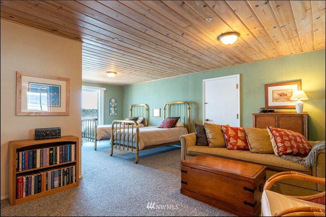 14117 Lyle Point Road Anderson Island, WA 98303 - Photo 21 of 25