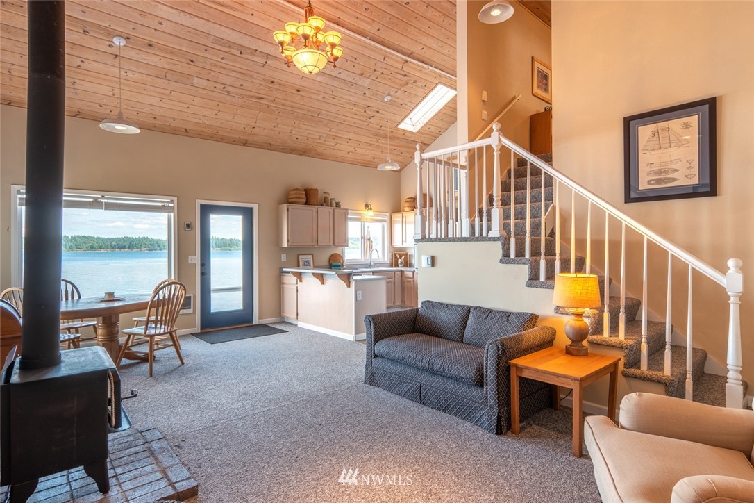 14117 Lyle Point Road Anderson Island, WA 98303 - Photo 9 of 25
