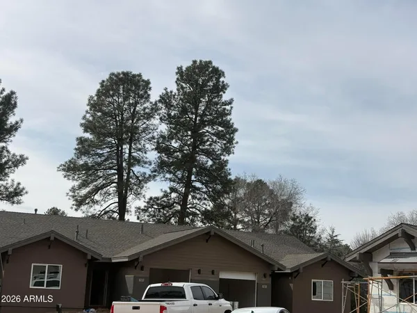 $2,840 | 561 Sally Lane, Unit 5, Prescott, AZ 86303