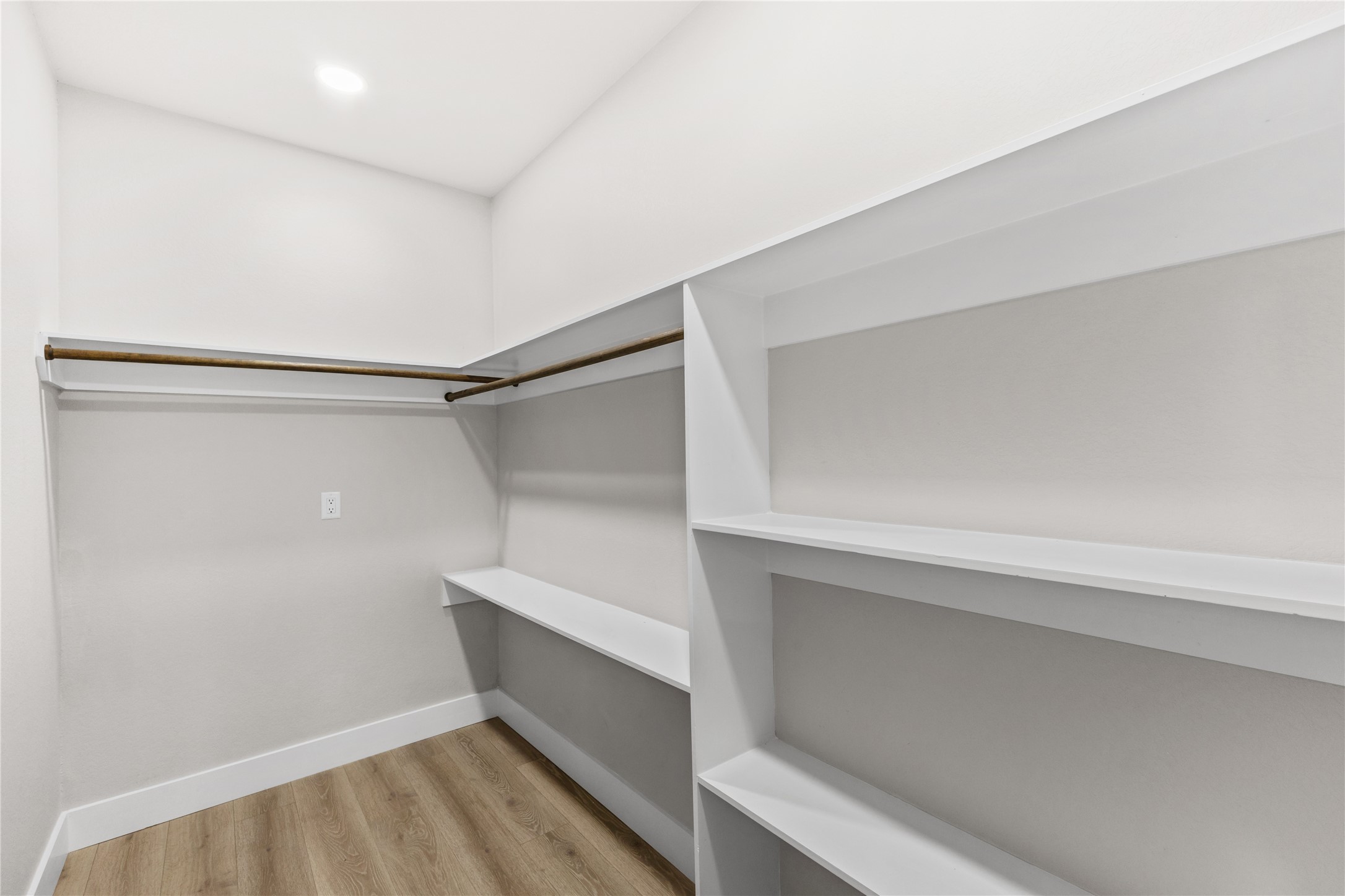 2318 Progress Drive Brenham, TX 77833 - Photo 25 of 32 Primary Closet