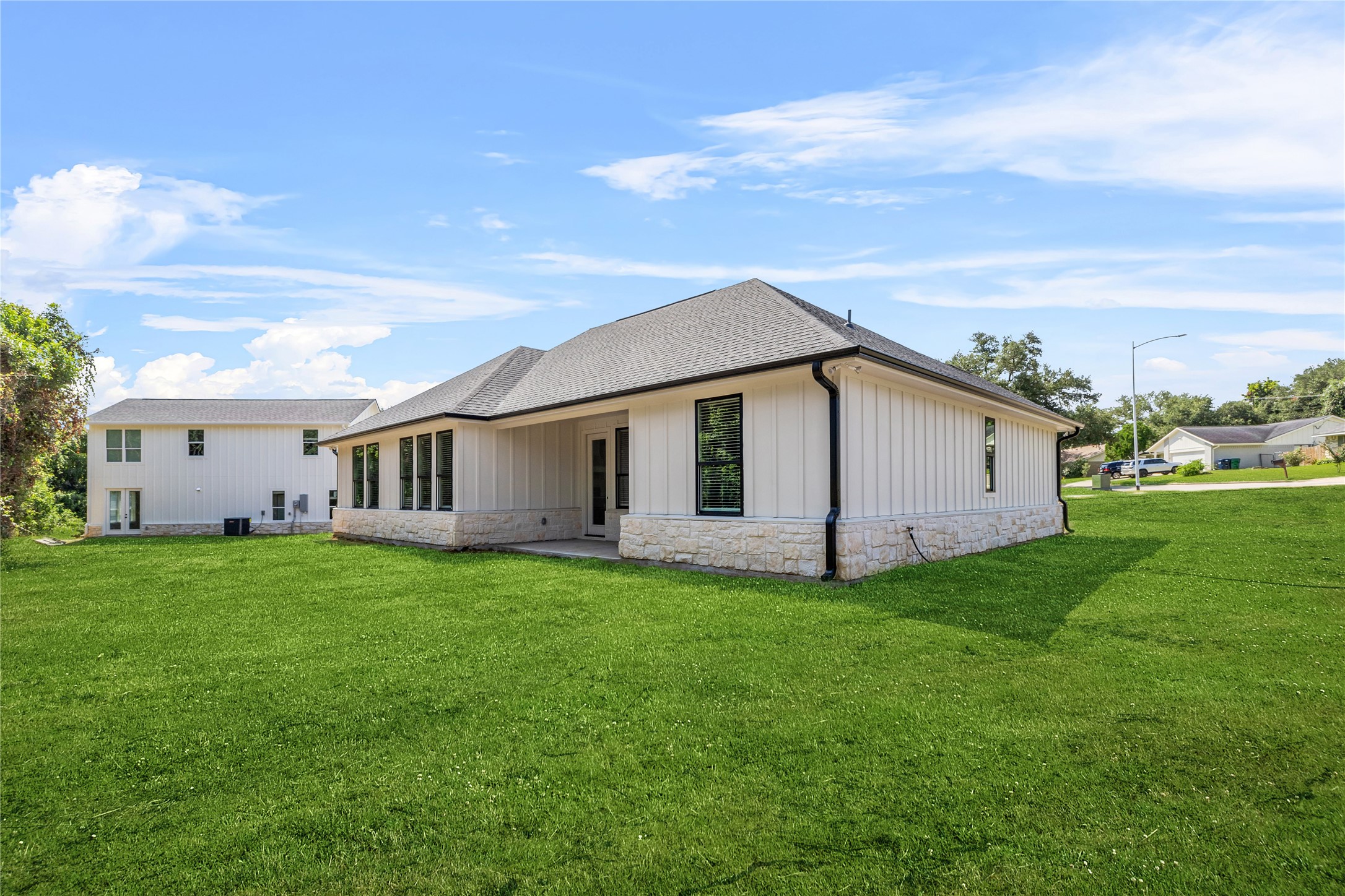 2318 Progress Drive Brenham, TX 77833 - Photo 29 of 32