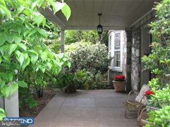 7459 Elizabeth Road Elkins Park, PA 19027 - Photo 3 of 12 Gallery Image 3