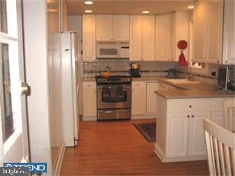 7459 Elizabeth Road Elkins Park, PA 19027 - Photo 6 of 12 Gallery Image 6