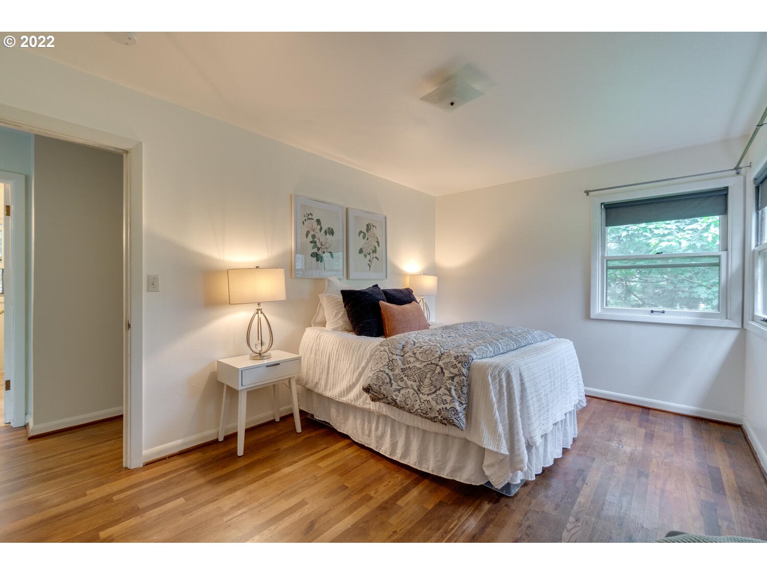 1844 Southwest Custer Street Portland, OR 97219 - Photo 19 of 31 Gallery Image 19
