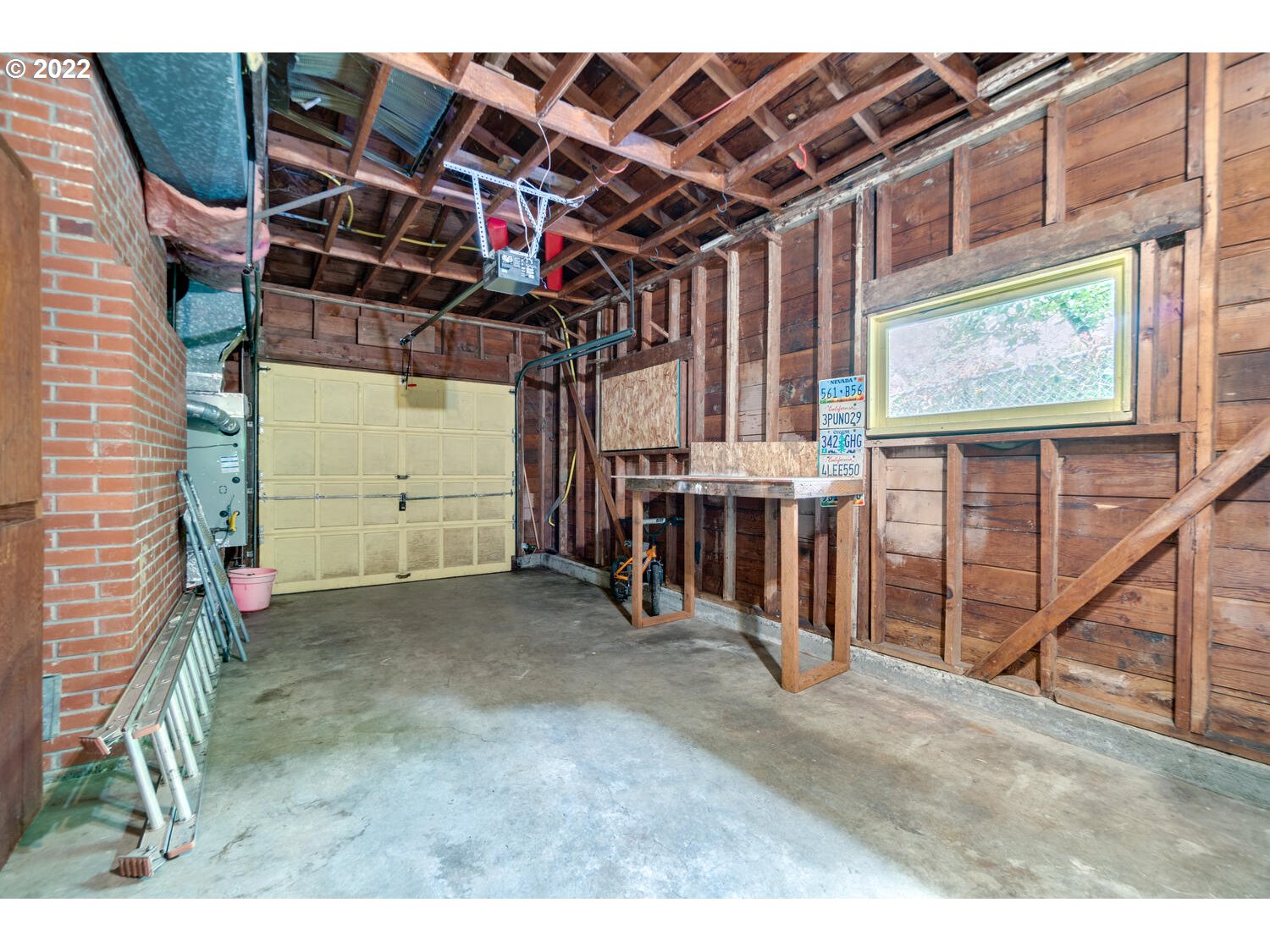 1844 Southwest Custer Street Portland, OR 97219 - Photo 21 of 31 Gallery Image 21