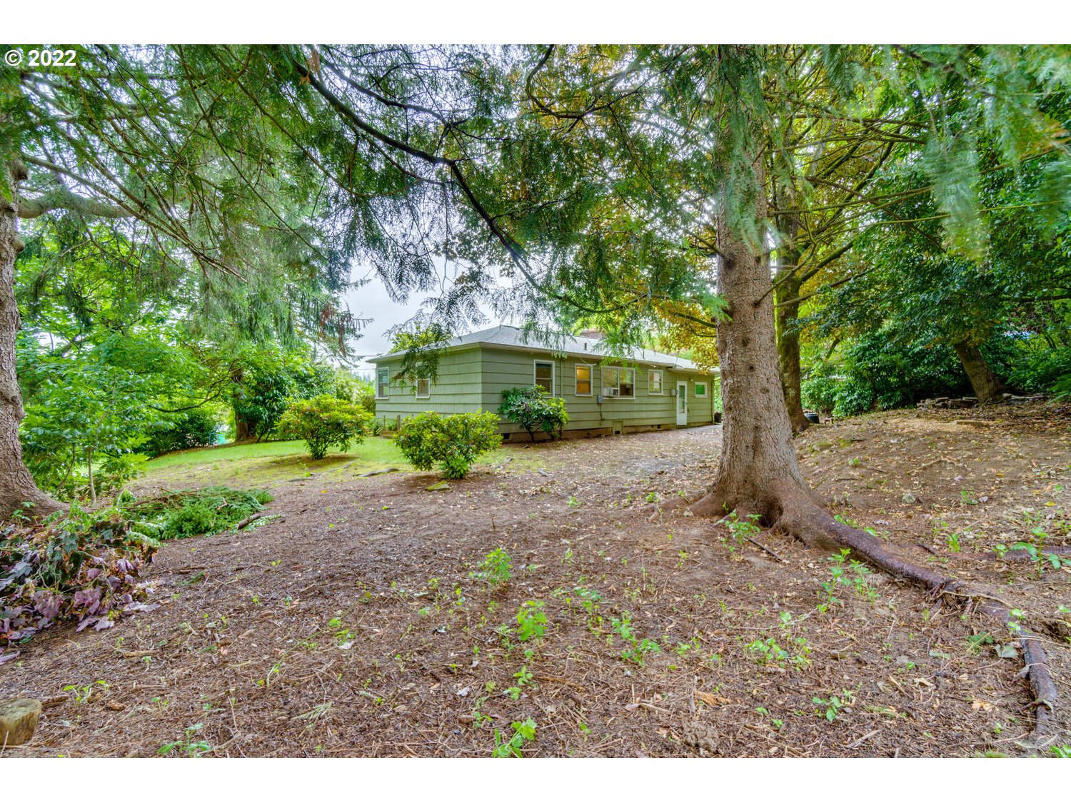 1844 Southwest Custer Street Portland, OR 97219 - Photo 26 of 31 Gallery Image 26