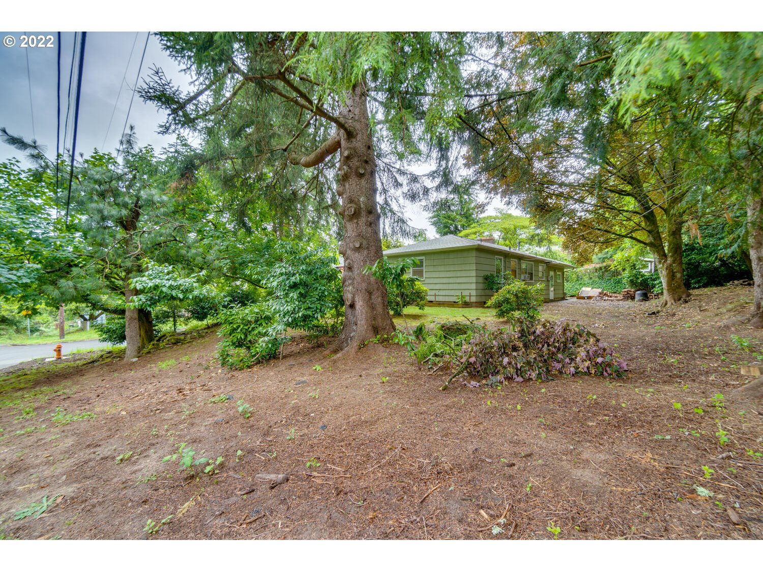 1844 Southwest Custer Street Portland, OR 97219 - Photo 27 of 31 Gallery Image 27