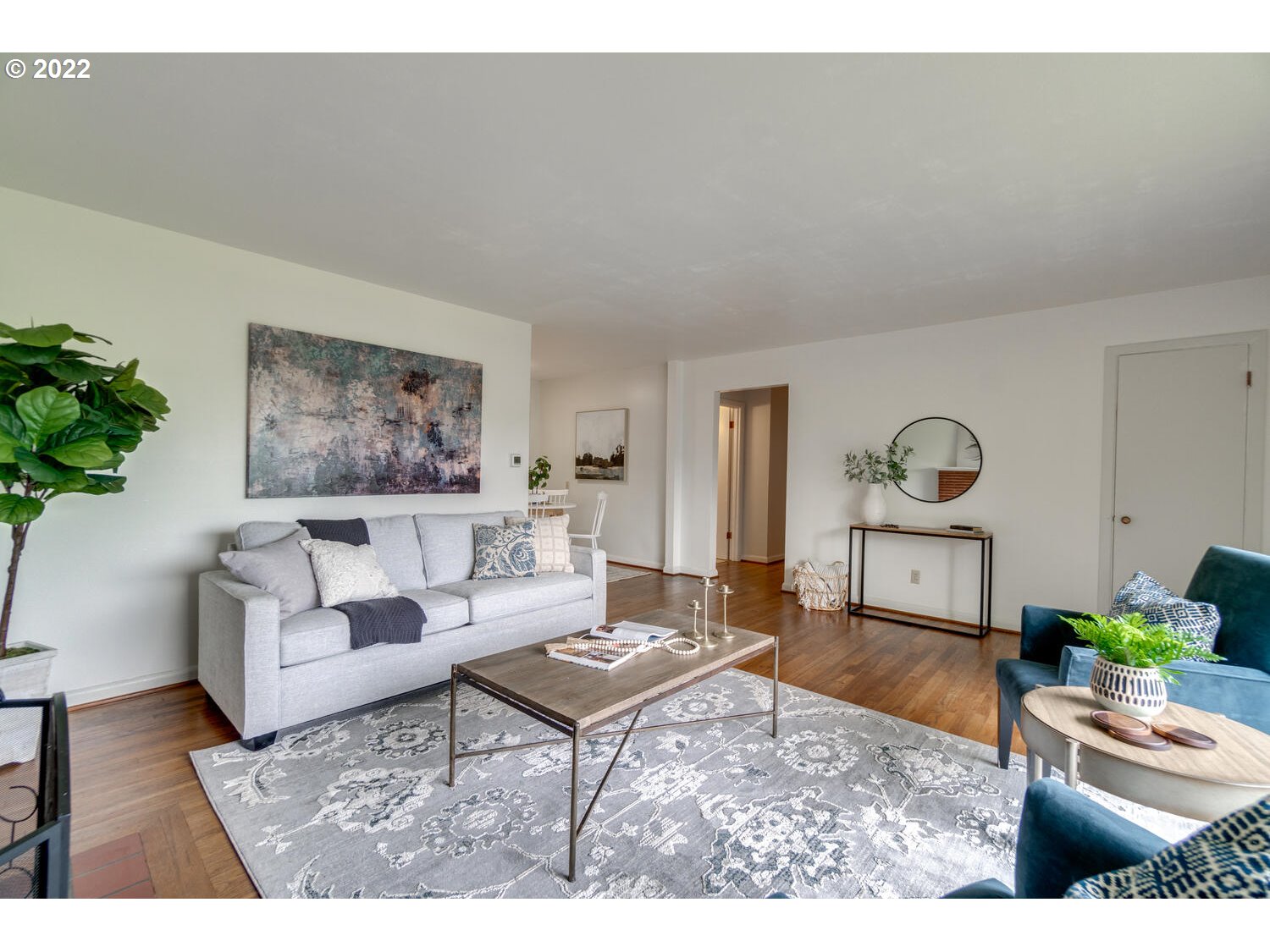 1844 Southwest Custer Street Portland, OR 97219 - Photo 6 of 31 Gallery Image 6
