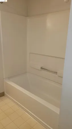 $2,800 | 555 10th Street, Unit 312, Oakland, CA 94607