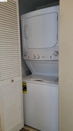 $2,800 | 555 10th Street, Unit 312, Oakland, CA 94607
