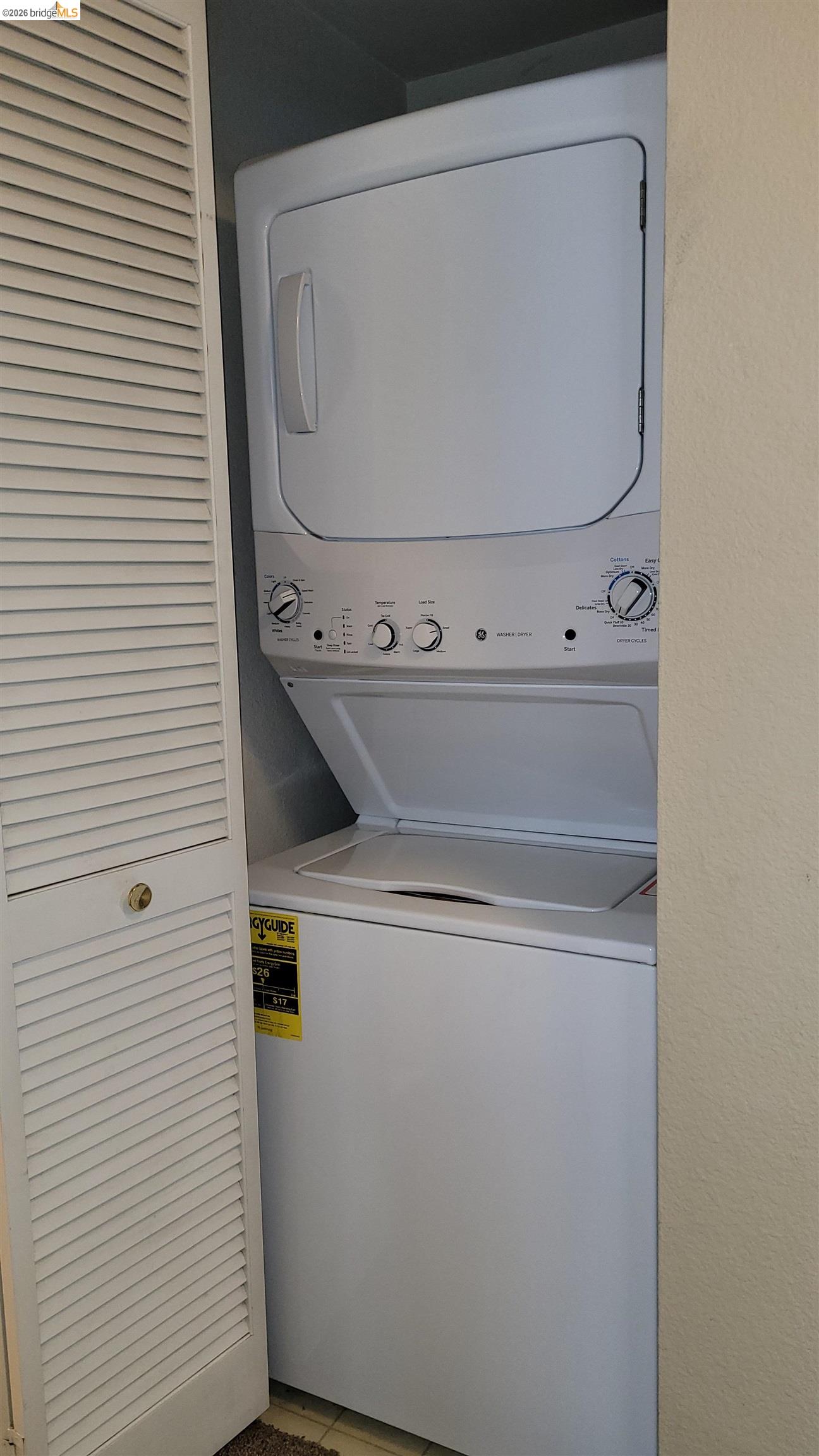 555 10th Street, Unit 312 Oakland, CA 94607 - Photo 16 of 34 a close view of washer and dryer