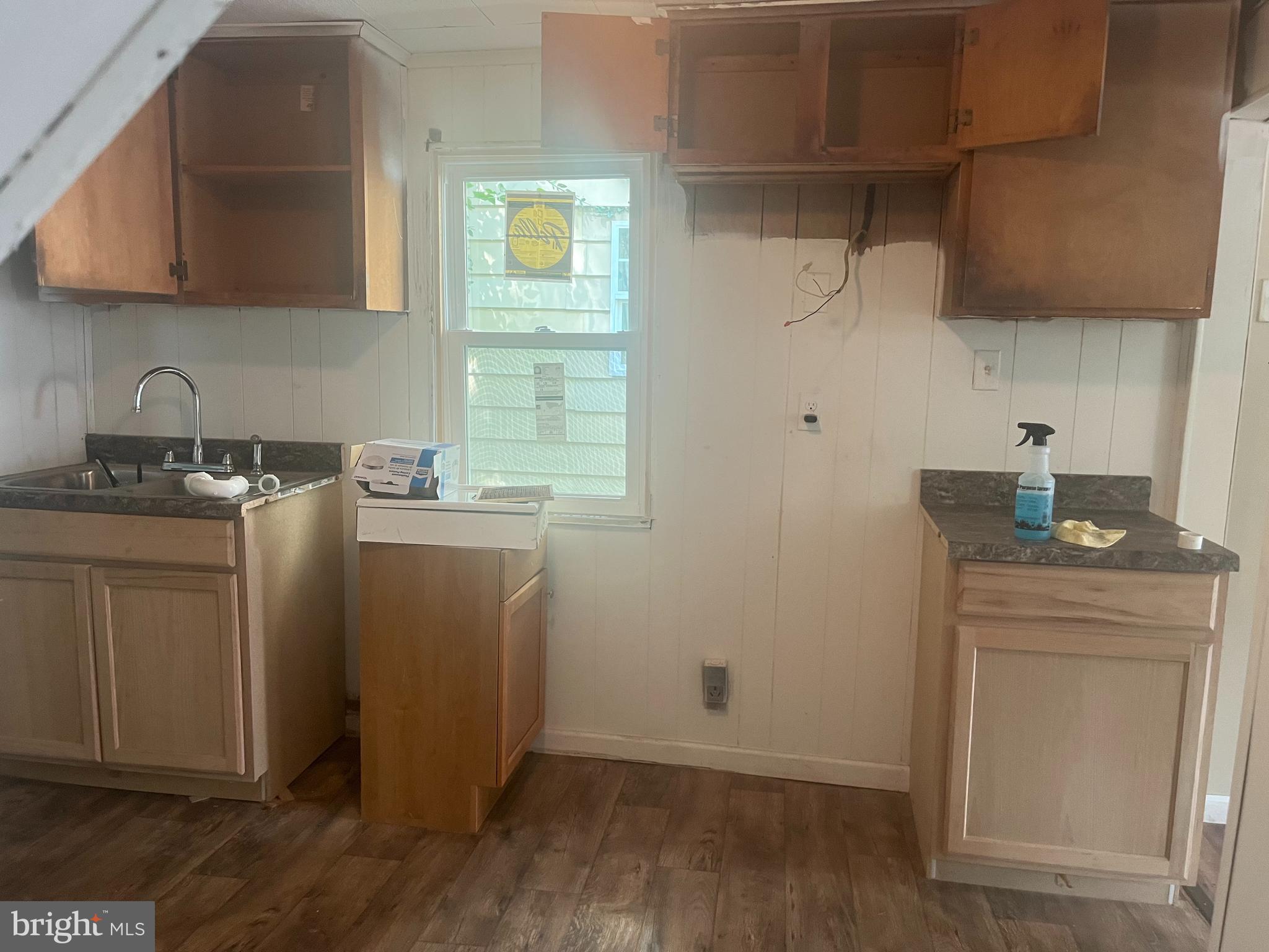 807 Phillips Street Cambridge, MD 21613 - Photo 2 of 3