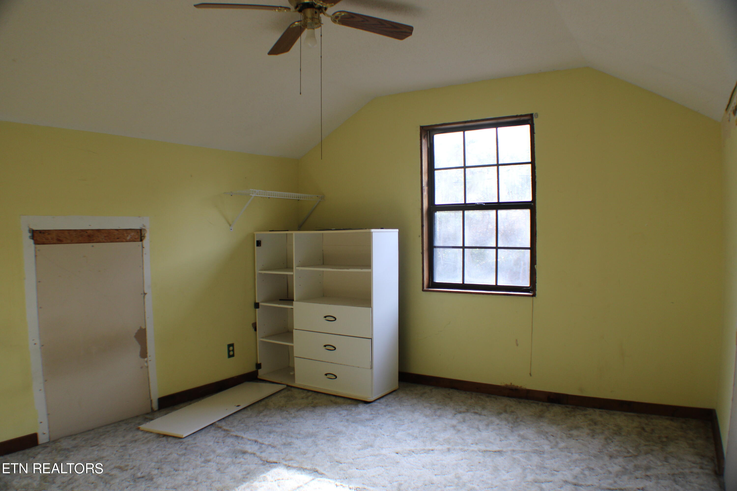 245 Singleton Road Tazewell, TN 37879 - Photo 14 of 16 IMG_2092