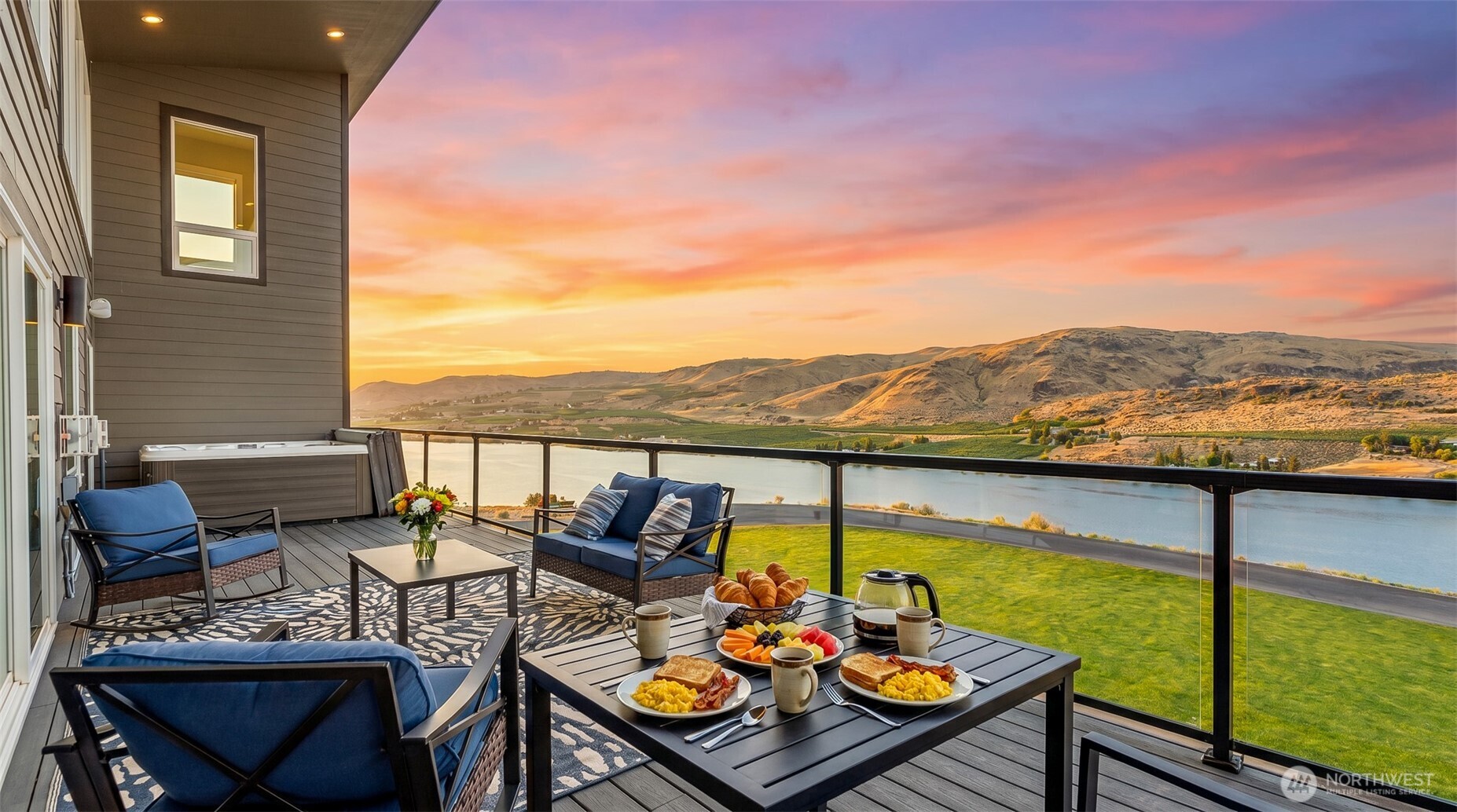 44 Osprey Nest Road Pateros, WA 98846 - Photo 2 of 38