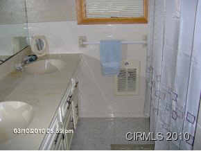2662 West Harreld Road Marion, IN 46952 - Photo 10 of 11 Gallery Image 10