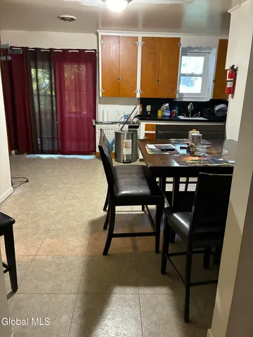 $319,900 | 229 Green Street, Schenectady, NY 12305