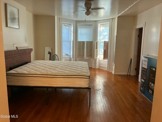 $319,900 | 229 Green Street, Schenectady, NY 12305