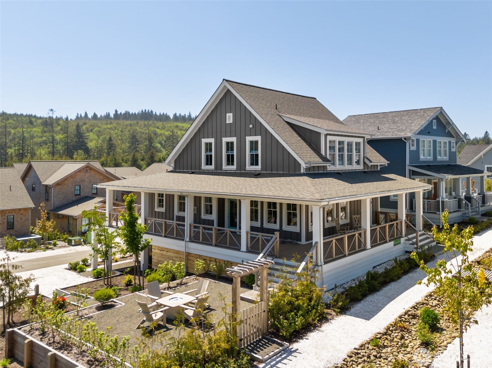 374 Compass Street Pacific Beach, WA 98571 - Photo 2 of 39