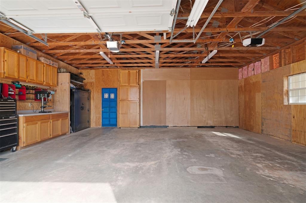 3178 East 2150 Road Grant, OK 74738 - Photo 18 of 40 a view of an empty room