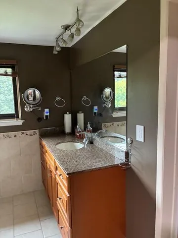 $2,800 | 3677 Beech Drive, Ypsilanti, MI 48197