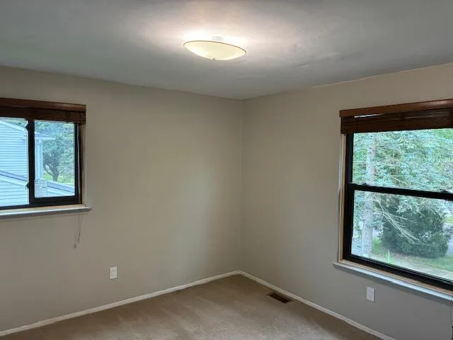 $2,800 | 3677 Beech Drive, Ypsilanti, MI 48197