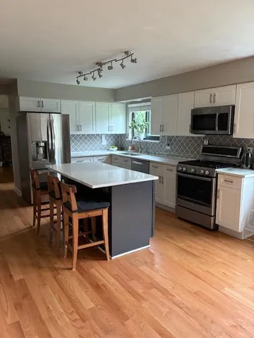 $2,800 | 3677 Beech Drive, Ypsilanti, MI 48197