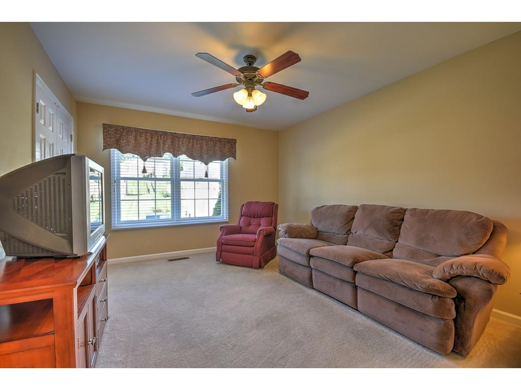3433 Bailey Ranch Road Kingsport, TN 37660 - Photo 20 of 36 Photo 20