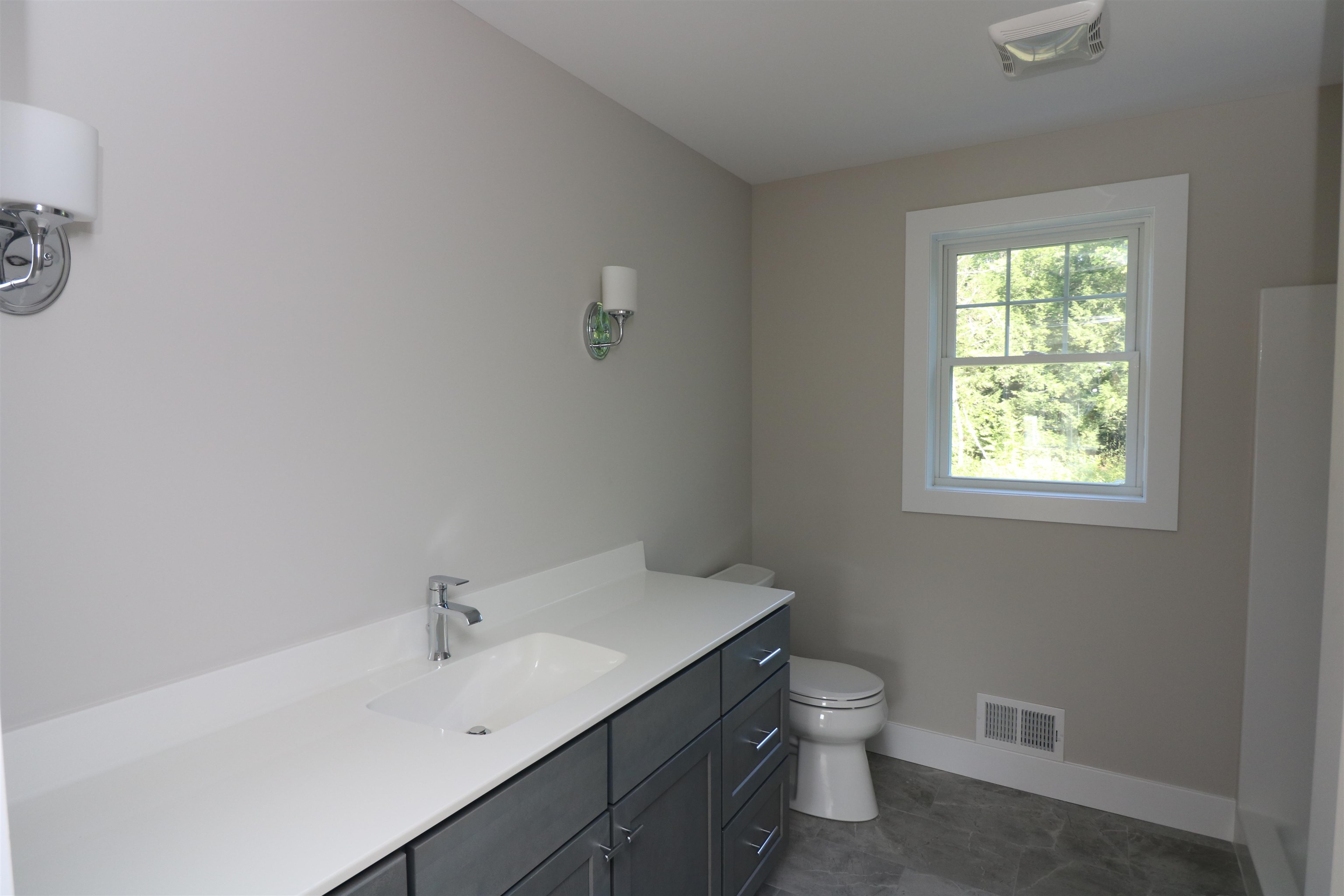96 Maple Ridge Road Nottingham, NH 03290 - Photo 19 of 36 Gallery Image 19