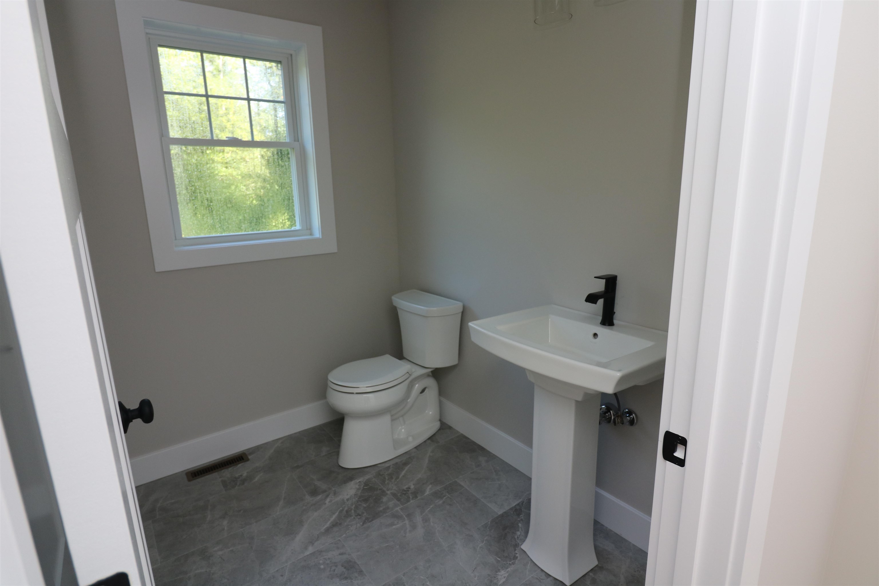 96 Maple Ridge Road Nottingham, NH 03290 - Photo 30 of 36 Gallery Image 30