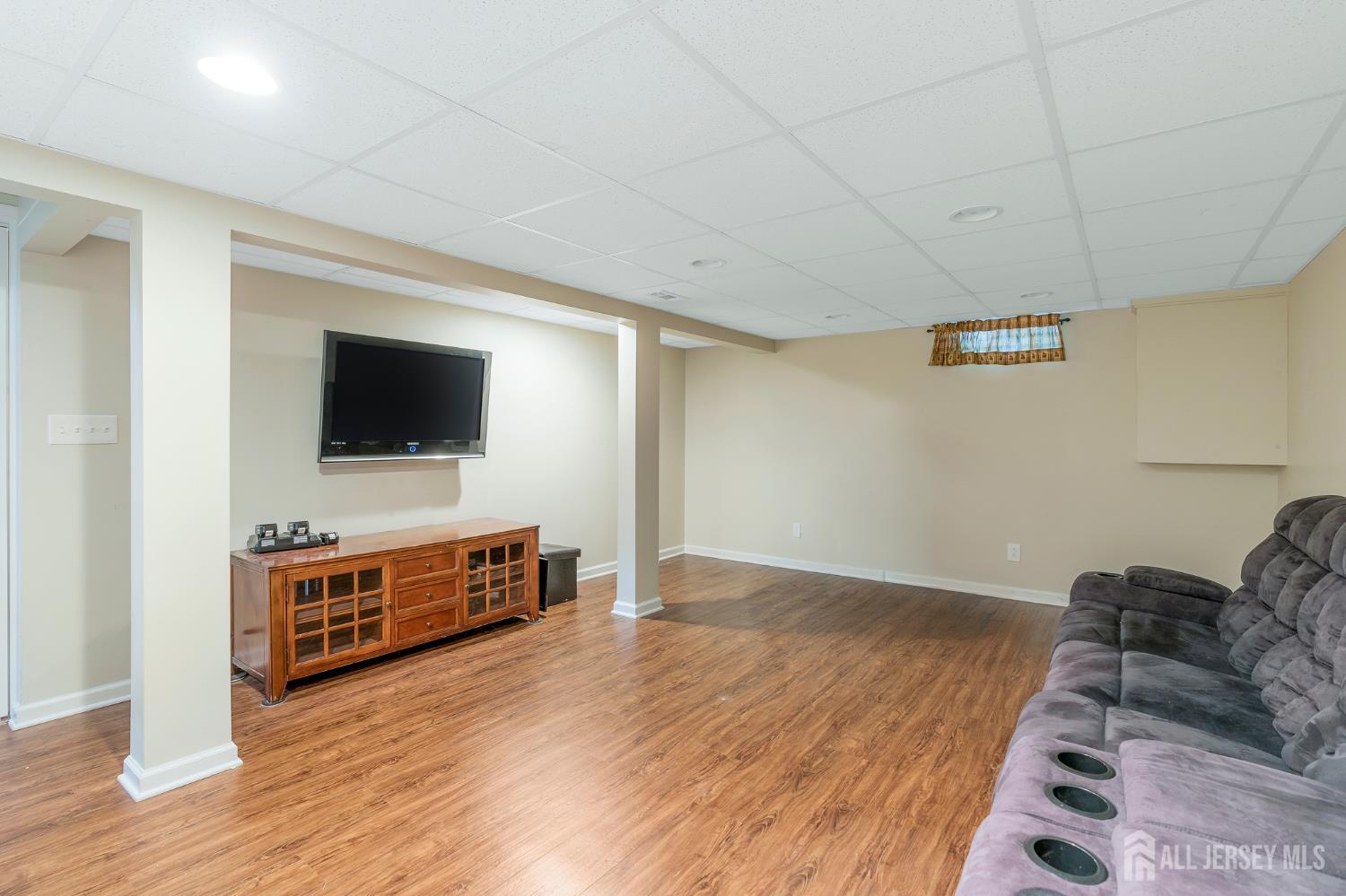 8 Hooker Avenue Middlesex, NJ 08846 - Photo 17 of 22