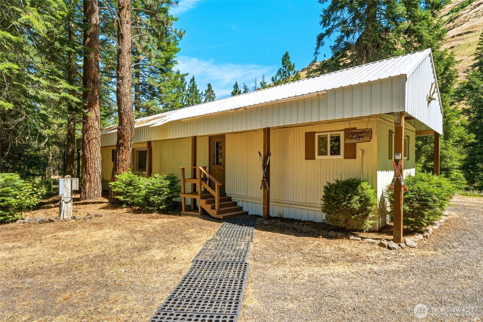 1323 North Touchet Road Dayton, WA 99328 - Photo 5 of 37