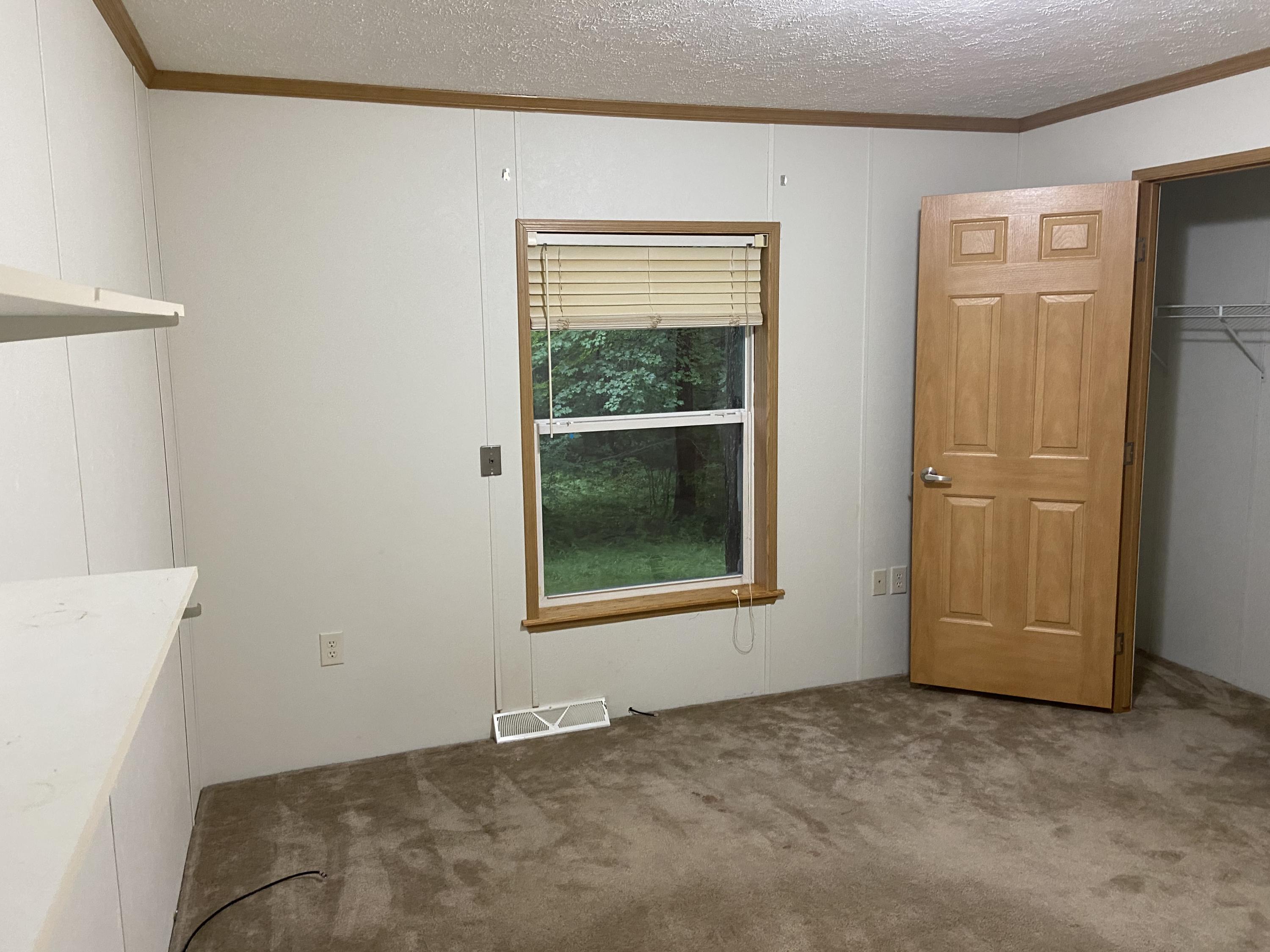 188 Hinks Road Jefferson, ME 04348 - Photo 16 of 27 IMG_9366
