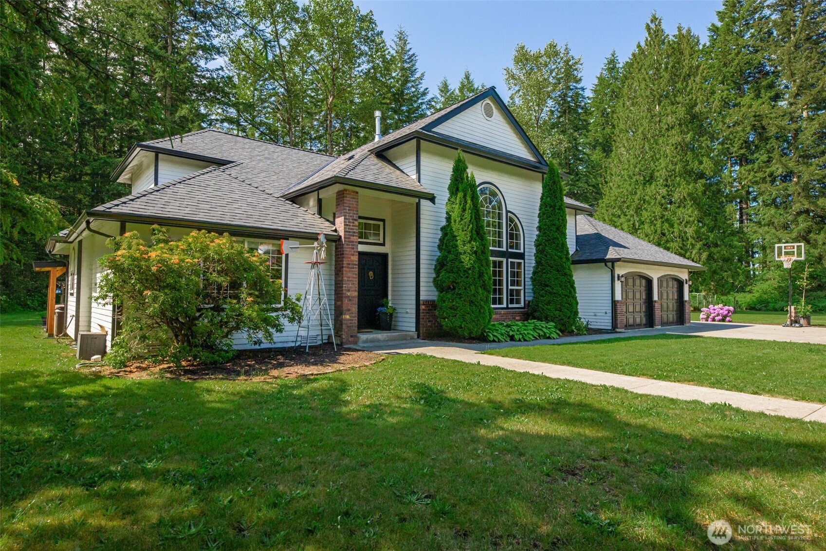 8235 Lusk Road Concrete, WA 98237 - Photo 4 of 40