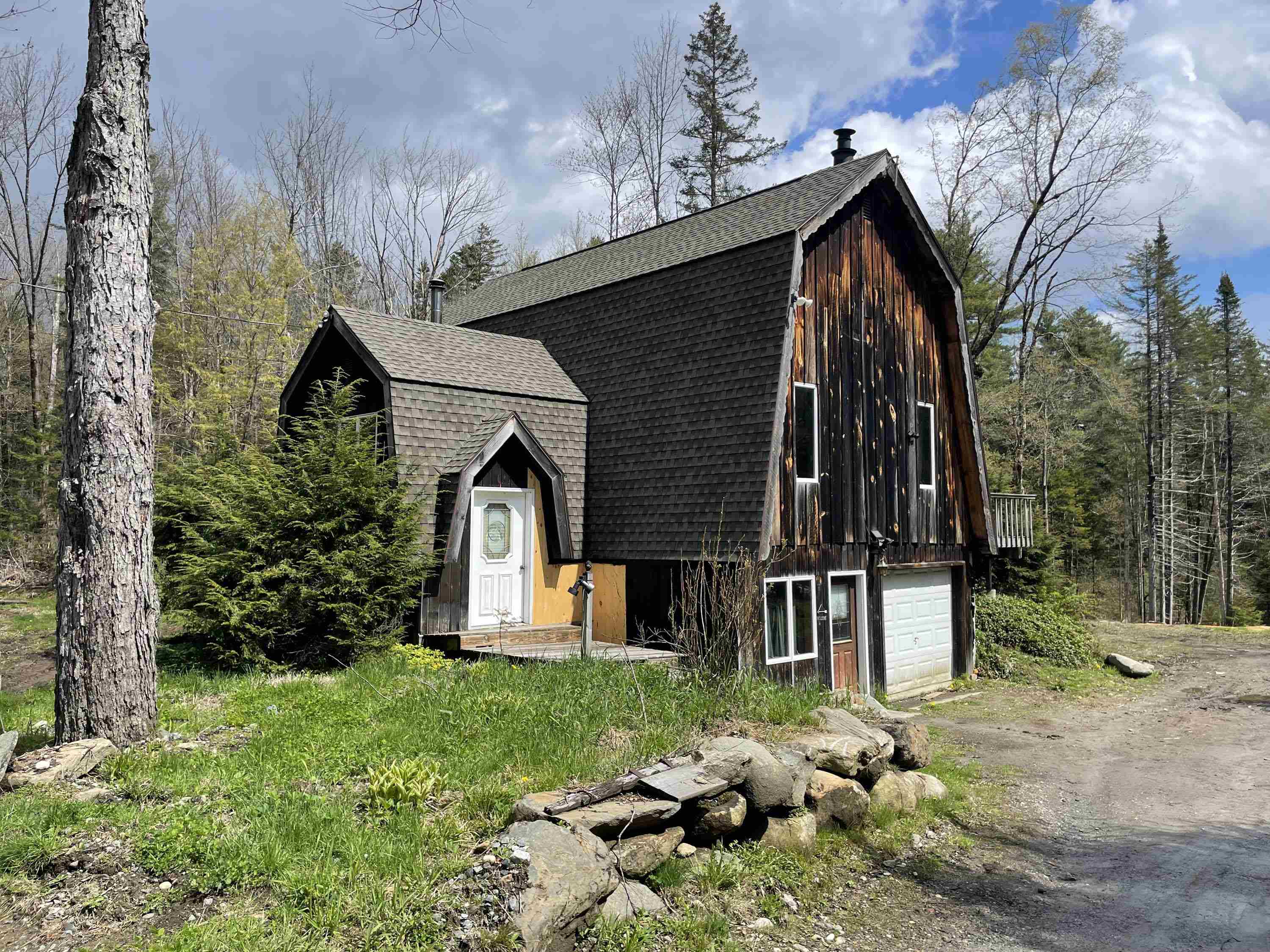33 Forrest Lane Newfane, VT 05345 - Photo 1 of 36