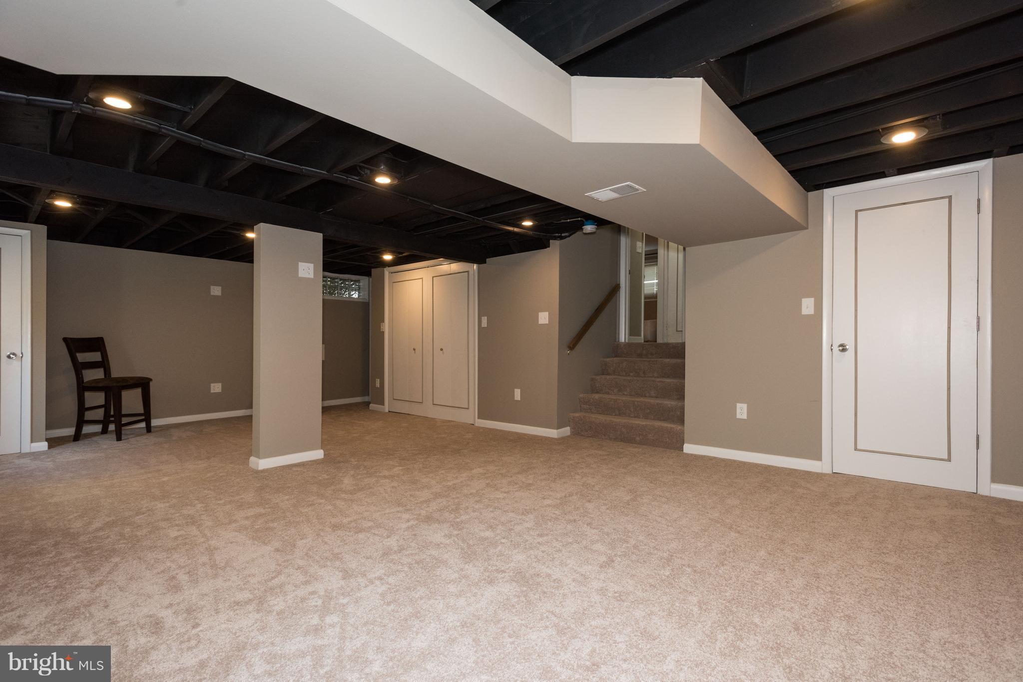 30 North Rolling Road Baltimore, MD 21228 - Photo 22 of 30 exposed ceilings and ingress egress windows!
