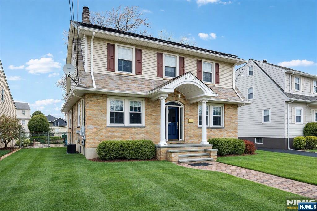 48 Marinus Street Rochelle Park, NJ 07662 - Photo 4 of 42