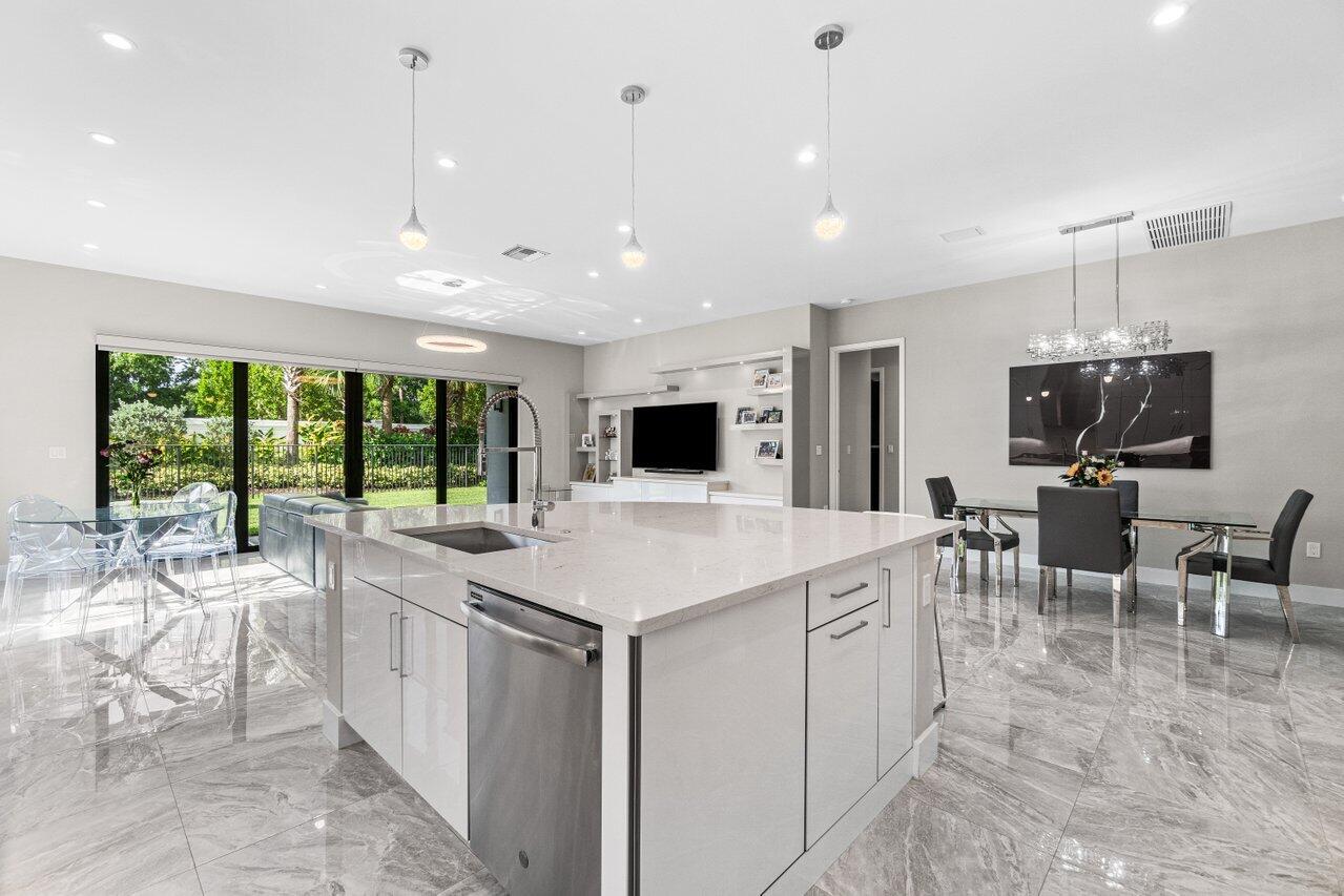 17583 Rainstream Road Boca Raton, FL 33496 - Photo 9 of 46 222222