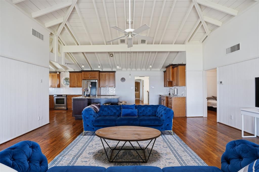 13280 Beach Club Road The Colony, TX 75056 - Photo 8 of 37