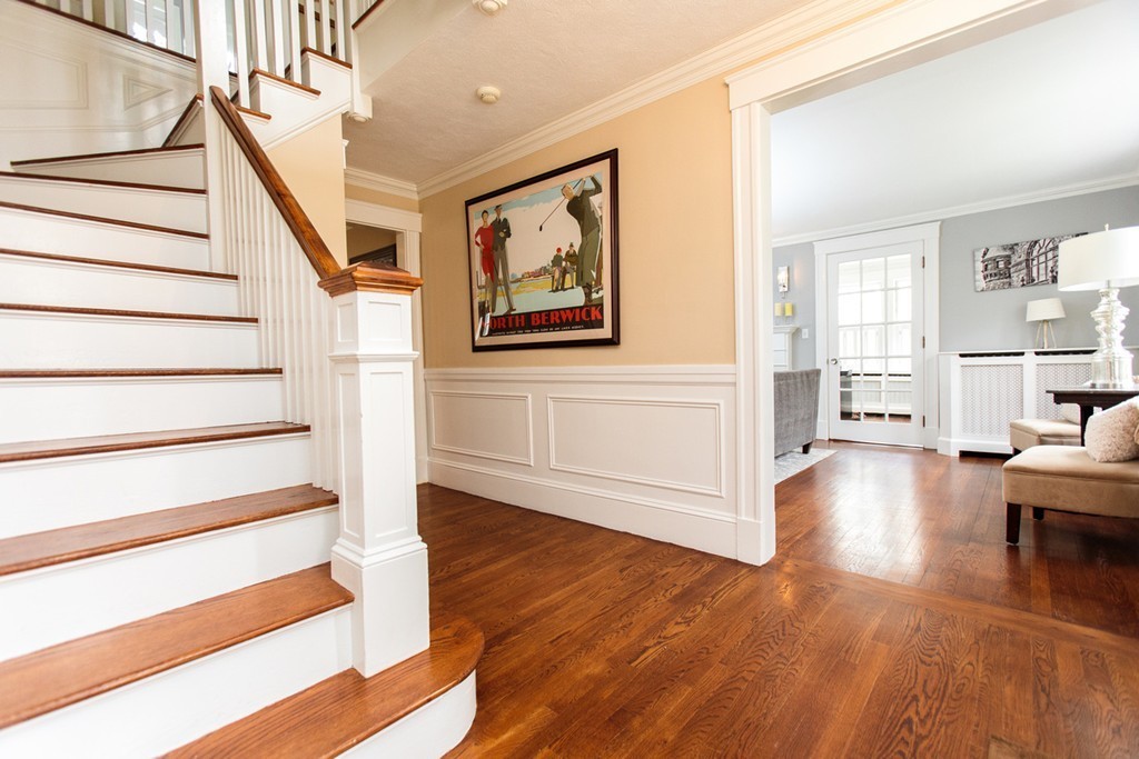 30 Pine Street Wellesley, MA 02481 - Photo 4 of 21