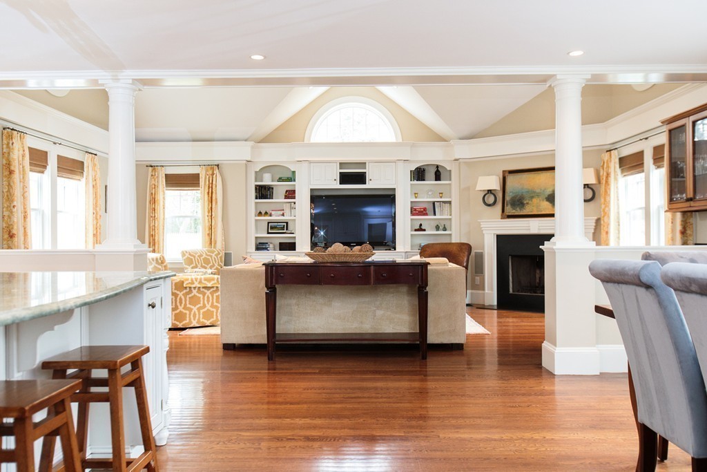 30 Pine Street Wellesley, MA 02481 - Photo 10 of 21