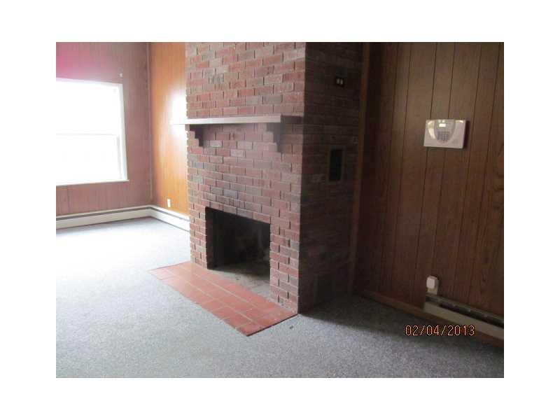 1206 Brookline Street Anderson, IN 46012 - Photo 3 of 6