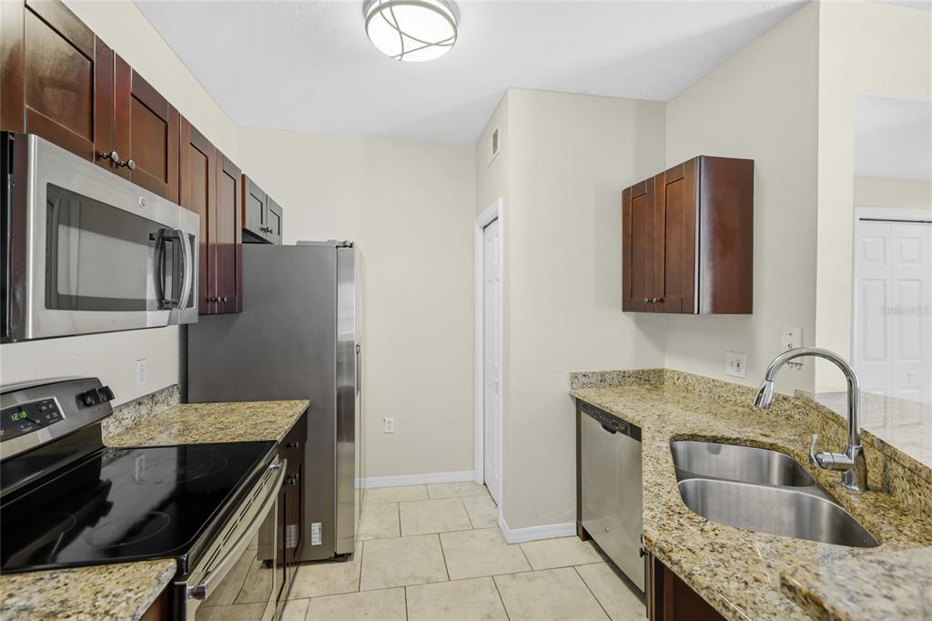 5110 Northridge Road, Unit 201 Sarasota, FL 34238 - Photo 13 of 47