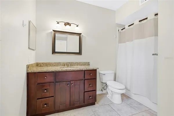 $1,700 | 5110 Northridge Road, Unit 201, Sarasota, FL 34238